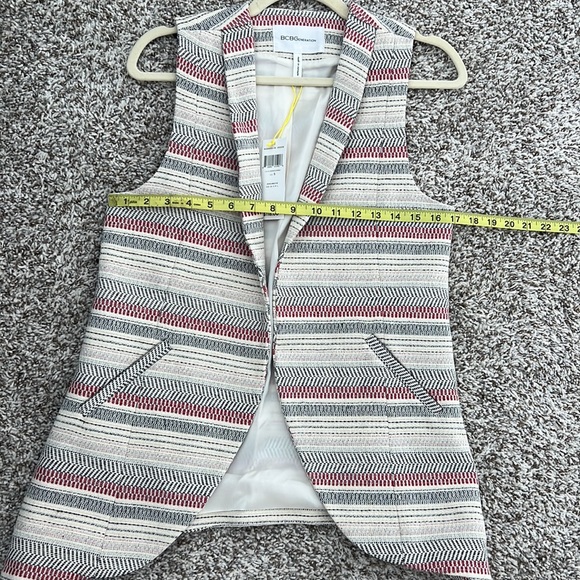 NWT BCBGeneration Striped Vest - Picture 9 of 9